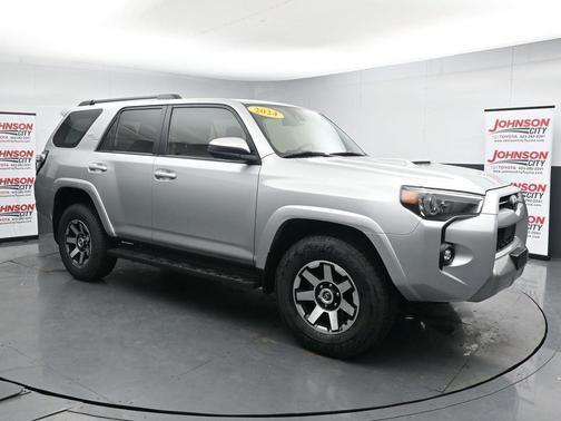Classic Silver Metallic 2024 Toyota 4Runner TRD Off Road