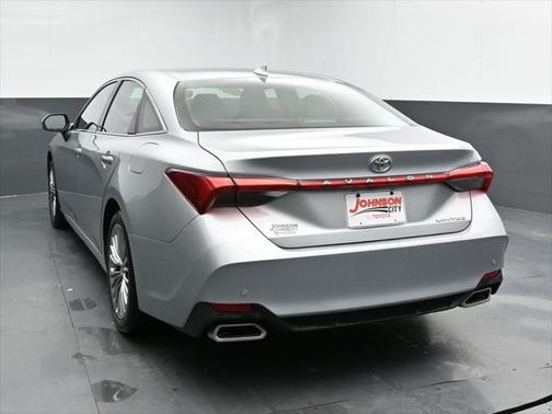 2022 Toyota Avalon Limited