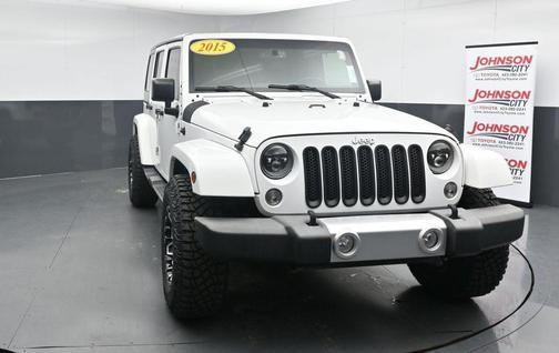 Bright White Clearcoat 2015 Jeep Wrangler Unlimited Sahara