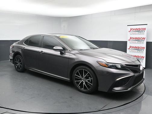 Predawn Gray Mica 2022 Toyota Camry SE