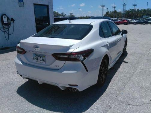 Wind Chill Pearl 2023 Toyota Camry XSE
