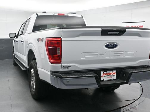 Oxford White 2022 Ford F-150 XLT