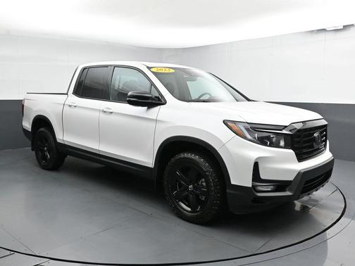 2023 Honda Ridgeline Black