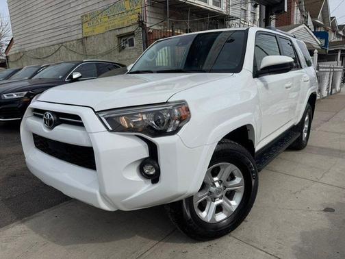 2024 Toyota 4Runner SR5