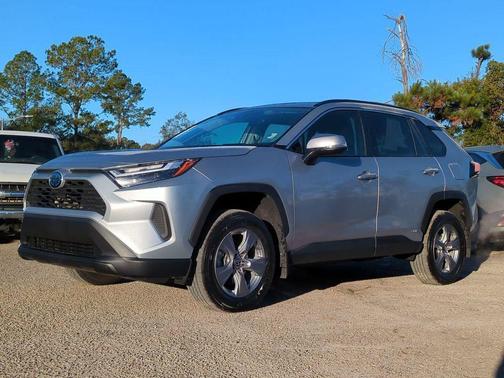 Silver Sky Metallic 2024 Toyota RAV4 Hybrid XLE