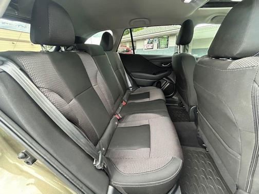 Autumn Green Metallic 2024 Subaru Outback Premium