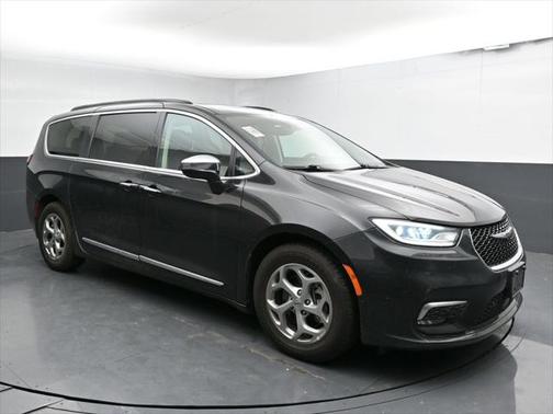 2022 Chrysler Pacifica Limited