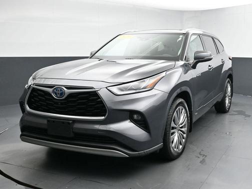 2021 Toyota Highlander Hybrid Platinum