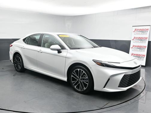 2025 Toyota Camry XLE