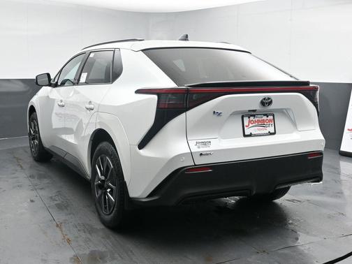 2026 Toyota bZ XLE Plus