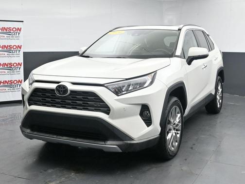 Blizzard Pearl 2020 Toyota RAV4 Limited