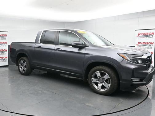 Modern Steel Metallic 2024 Honda Ridgeline RTL