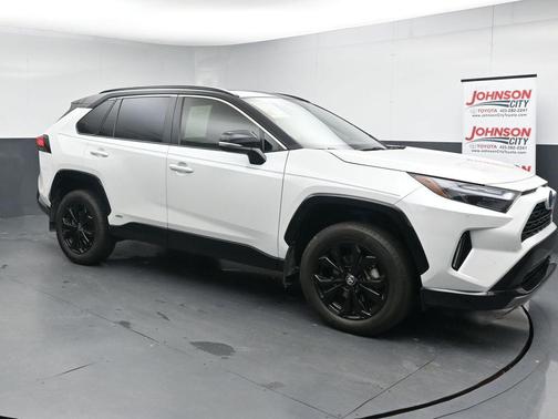 Wind Chill Pearl/Midnight Black Metallic 2024 Toyota RAV4 Hybrid SE