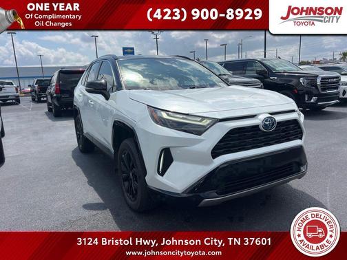 Wind Chill Pearl/Midnight Black Metallic 2024 Toyota RAV4 Hybrid SE