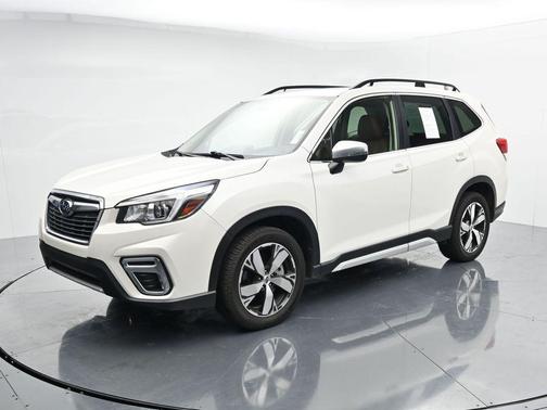 Crystal White Pearl 2020 Subaru Forester Touring