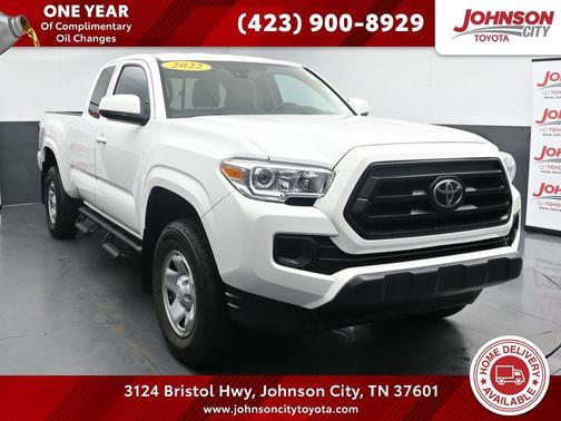 White 2022 Toyota Tacoma SR