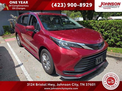Ruby Flare Pearl 2024 Toyota Sienna LE