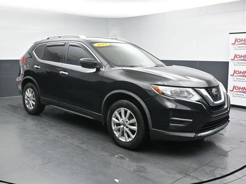 Magnetic Black 2018 Nissan Rogue SV
