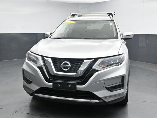 Brilliant Silver 2017 Nissan Rogue S