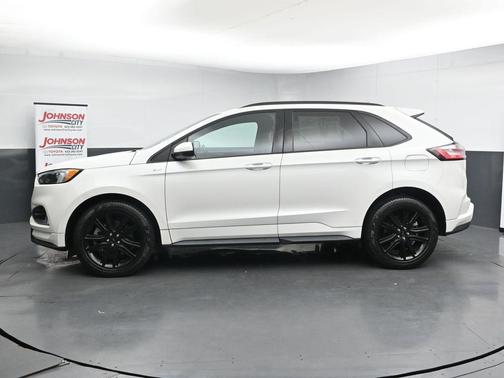 Star White Metallic Tri-Coat 2024 Ford Edge ST Line