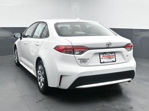 White 2022 Toyota Corolla LE
