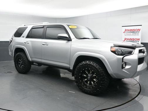 Classic Silver Metallic 2016 Toyota 4Runner SR5