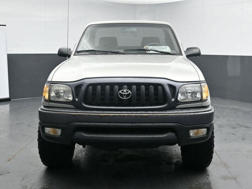 2001 Toyota Tacoma Base