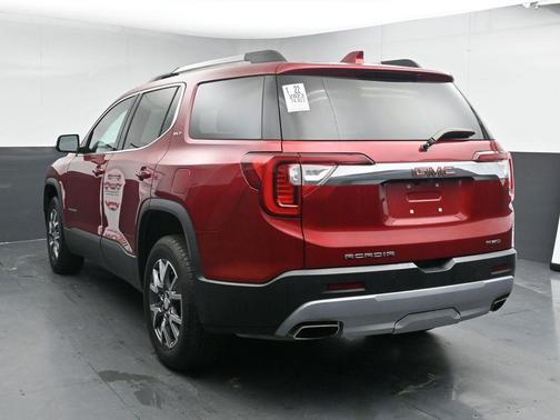 2023 GMC Acadia AWD SLT