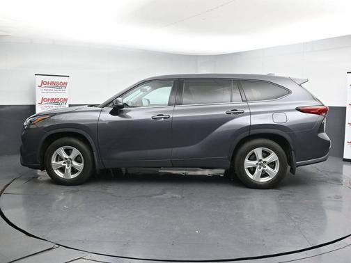 Magnetic Gray 2020 Toyota Highlander LE