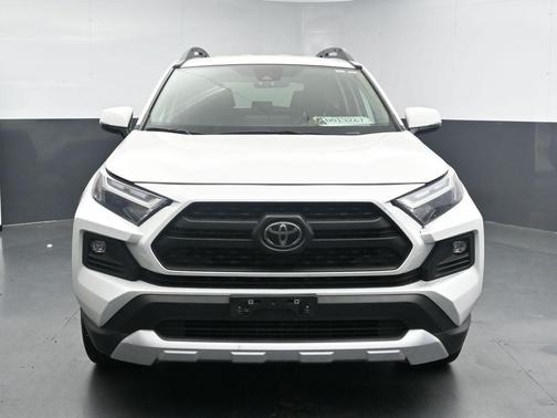 Ice 2024 Toyota RAV4 Adventure