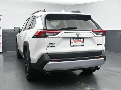 Ice 2024 Toyota RAV4 Adventure