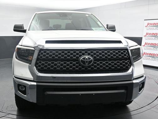 Super White 2020 Toyota Tundra SR5