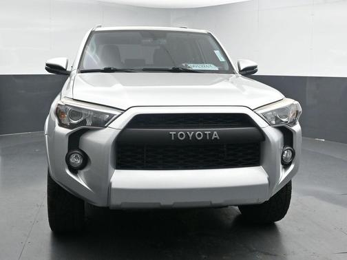 Classic Silver Metallic 2019 Toyota 4Runner SR5 Premium