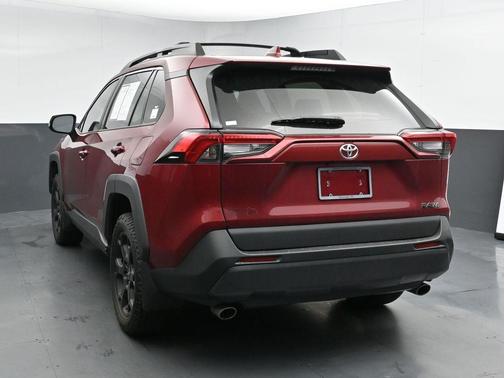 2022 Toyota RAV4 SE