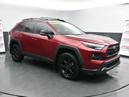 2022 Toyota RAV4 SE