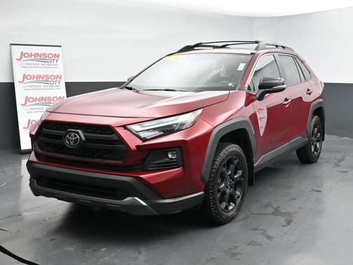 2022 Toyota RAV4 SE