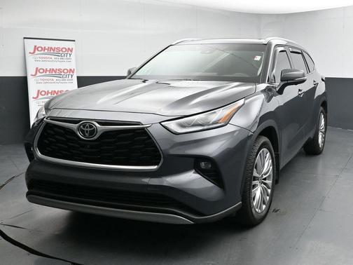 2025 Toyota Highlander Platinum