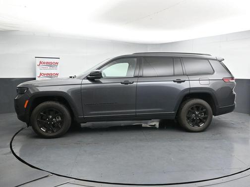 Baltic Gray Metallic Clearcoat 2024 Jeep Grand Cherokee L Altitude