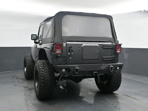 2016 Jeep Wrangler Willys Wheeler