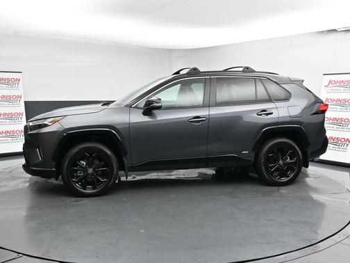 2025 Toyota RAV4 Hybrid SE