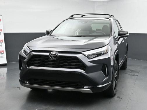2025 Toyota RAV4 Hybrid SE