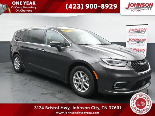 Granite Crystal Metallic Clearcoat 2023 Chrysler Pacifica Touring L