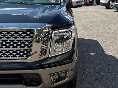 2019 Nissan Titan Platinum Reserve