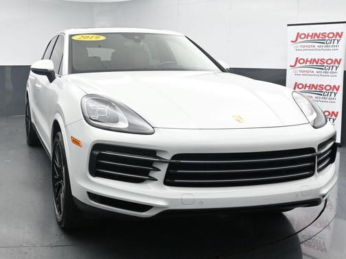 White 2019 Porsche Cayenne Cayenne