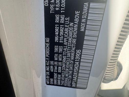 White 2019 Porsche Cayenne Cayenne