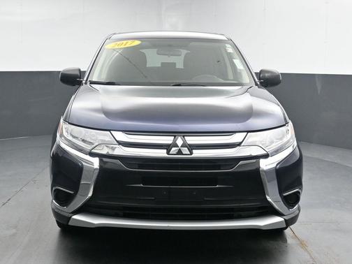 2017 Mitsubishi Outlander ES