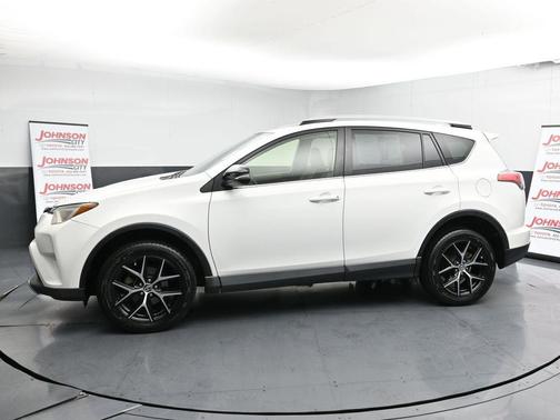 2016 Toyota RAV4 SE