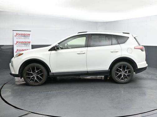 2016 Toyota RAV4 SE