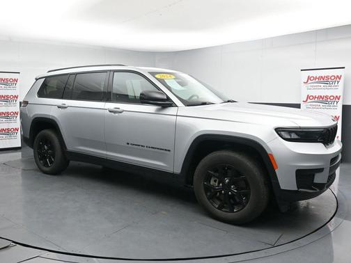 Silver Zynith 2024 Jeep Grand Cherokee L Altitude