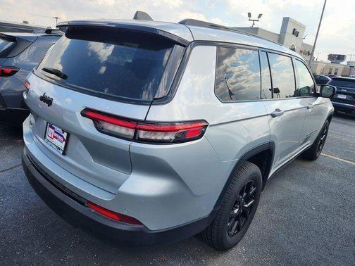 Silver Zynith 2024 Jeep Grand Cherokee L Altitude